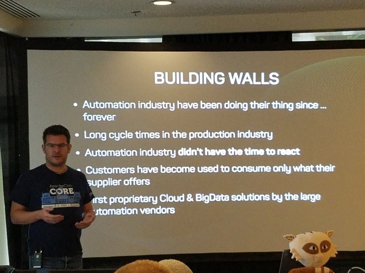 Dn_nTU8XkAEBvxs.jpg large